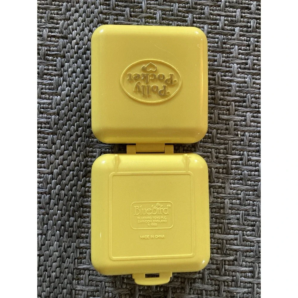 Vintage Polly Pocket 1989 Midge's Play School Compact Yellow Square Bluebird Toy